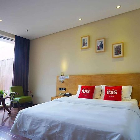 Ibis Chuzhou 1912 Hotell Exteriör bild