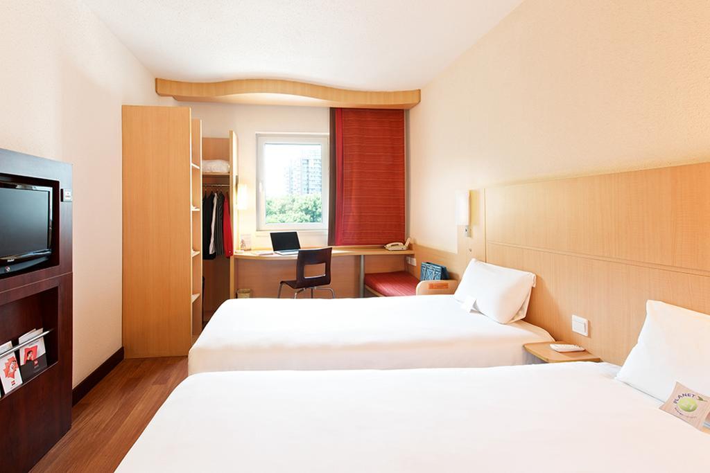 Ibis Chuzhou 1912 Hotell Exteriör bild