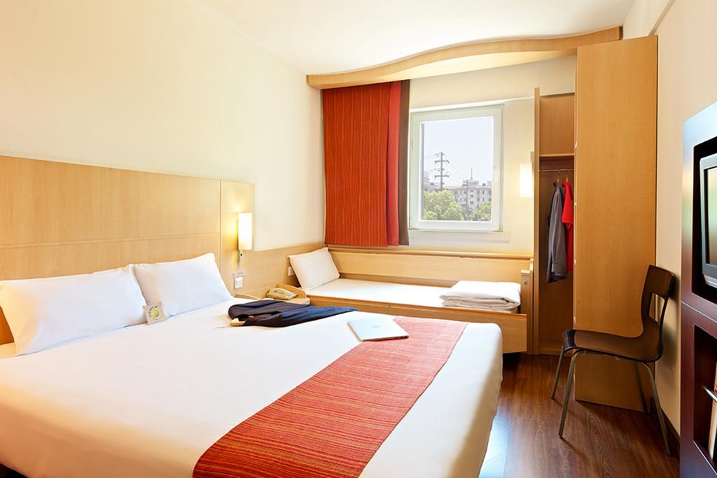 Ibis Chuzhou 1912 Hotell Exteriör bild