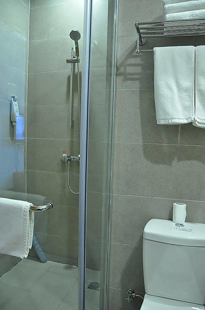 Ibis Chuzhou 1912 Hotell Exteriör bild